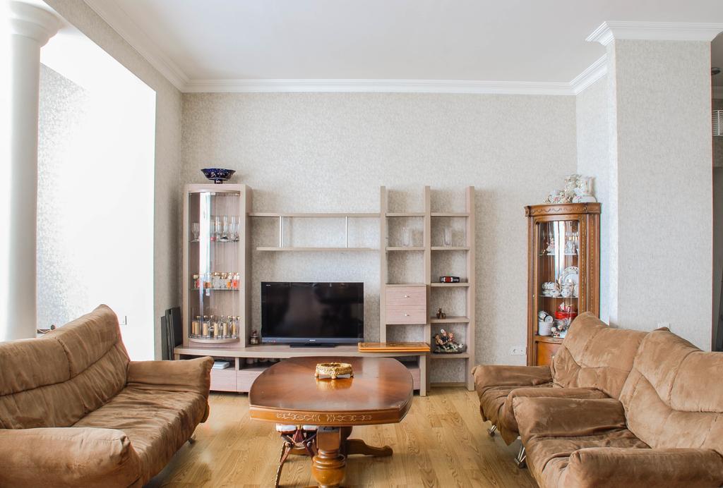 Dako Apartment Tbilisi Exteriör bild